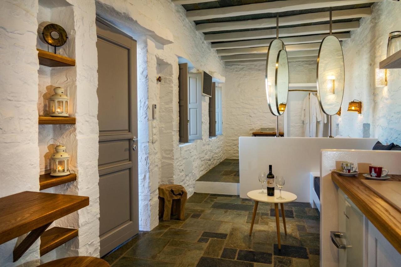 Maris Private Residence Folegandros Town Exterior photo